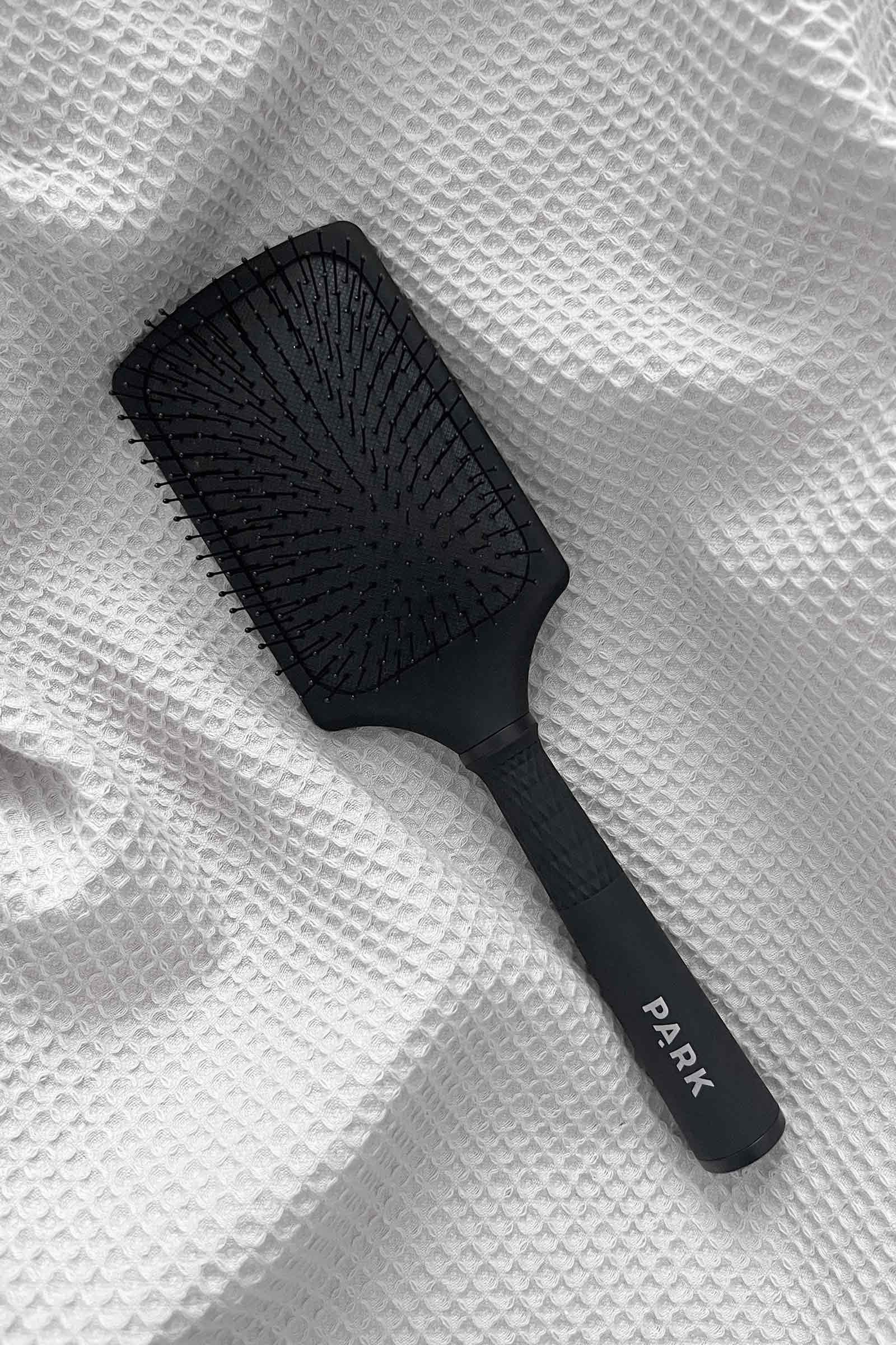 Lux Paddle Brush – Fantastic hairbrush for wet and dry hair