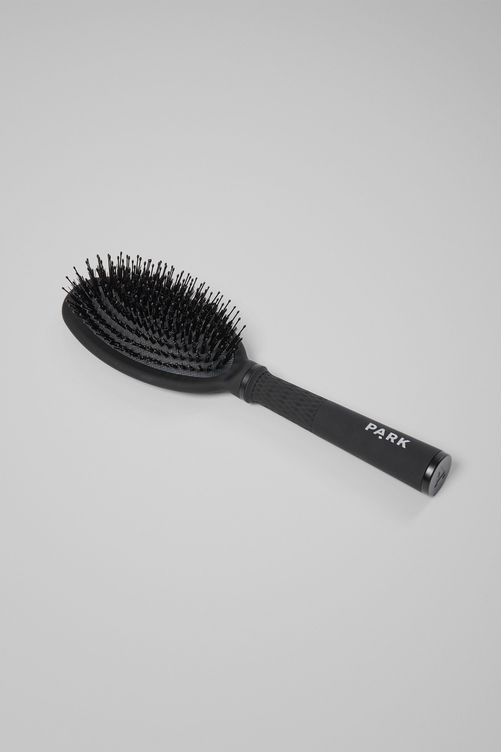 Lux Styling Brush – hairbrush for daily care and styling